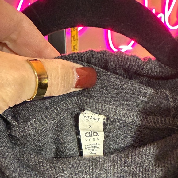 ALO Yoga Vintage Charcoal Hoodie S - Picture 5 of 10